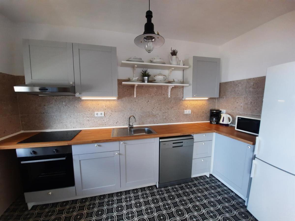 Apartments Novum Нови-Винодолски Экстерьер фото